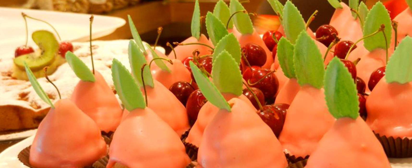 L’irresistibile connubio dolci-ciliegie: le foto delle creazioni dei maestri pasticcieri per “Happy Cherry”