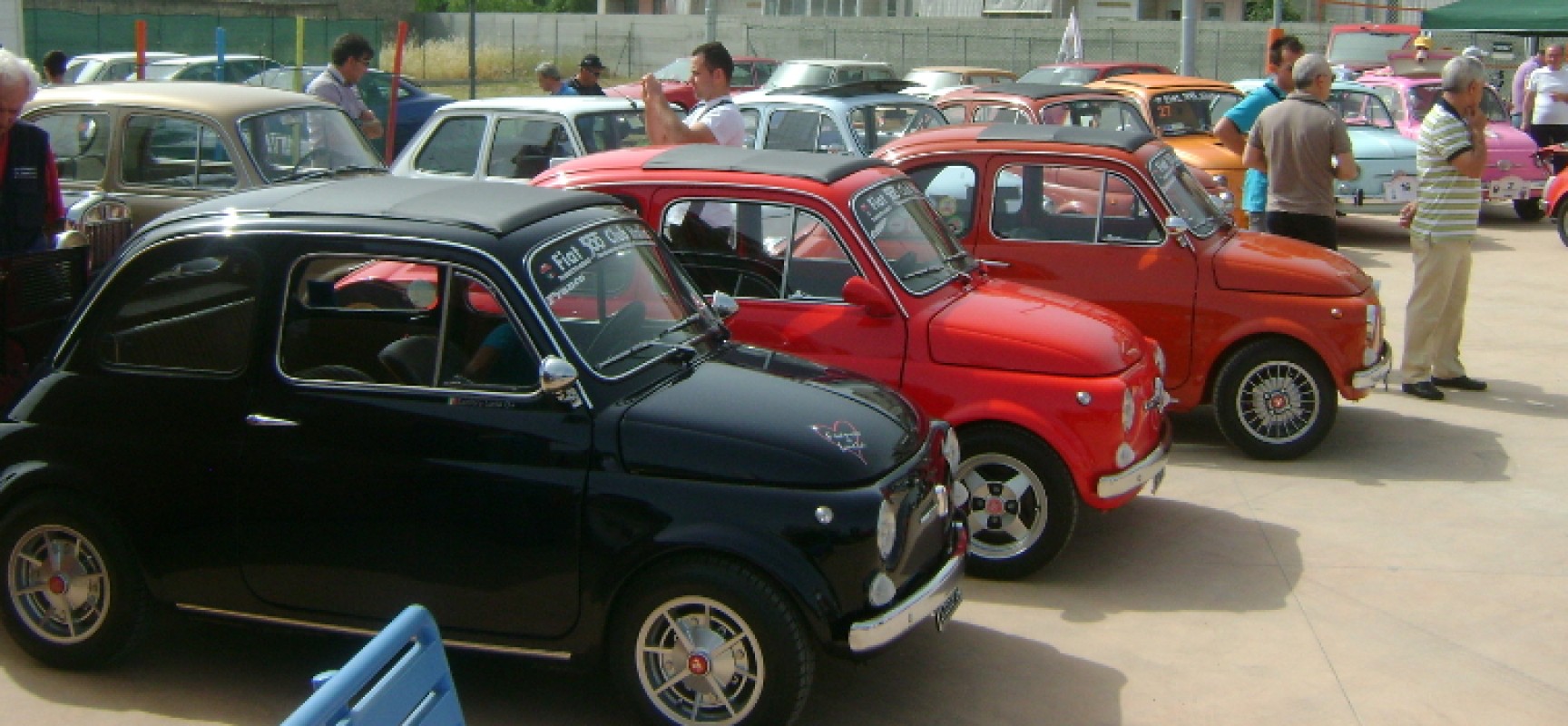 Raduno Nazionale Fiat 500 a Bisceglie, dal 1999 un’emozione che si rinnova