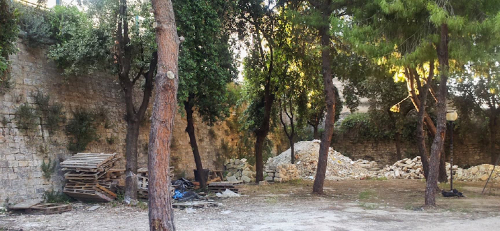 Parco delle beatitudini in stato di abbandono, l’appello di Mauro Simone al sindaco / FOTO
