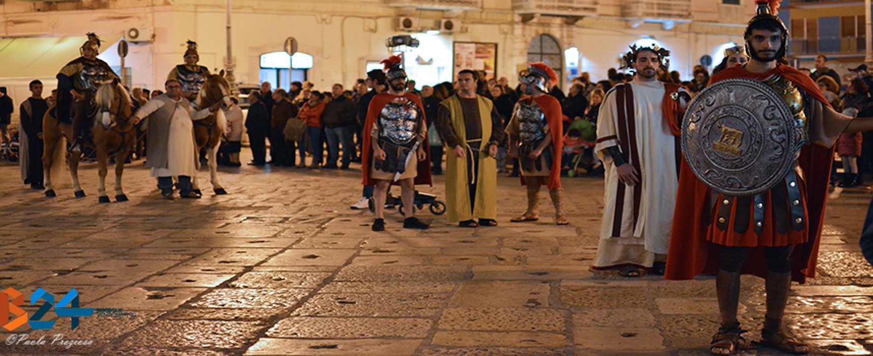 Fede e folclore nel corteo storico sulla vita di San Trifone / FOTO