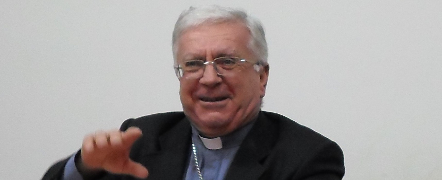 “Le radici dell’accoglienza”, oggi incontro sul tema con Monsignor Ricchiuti