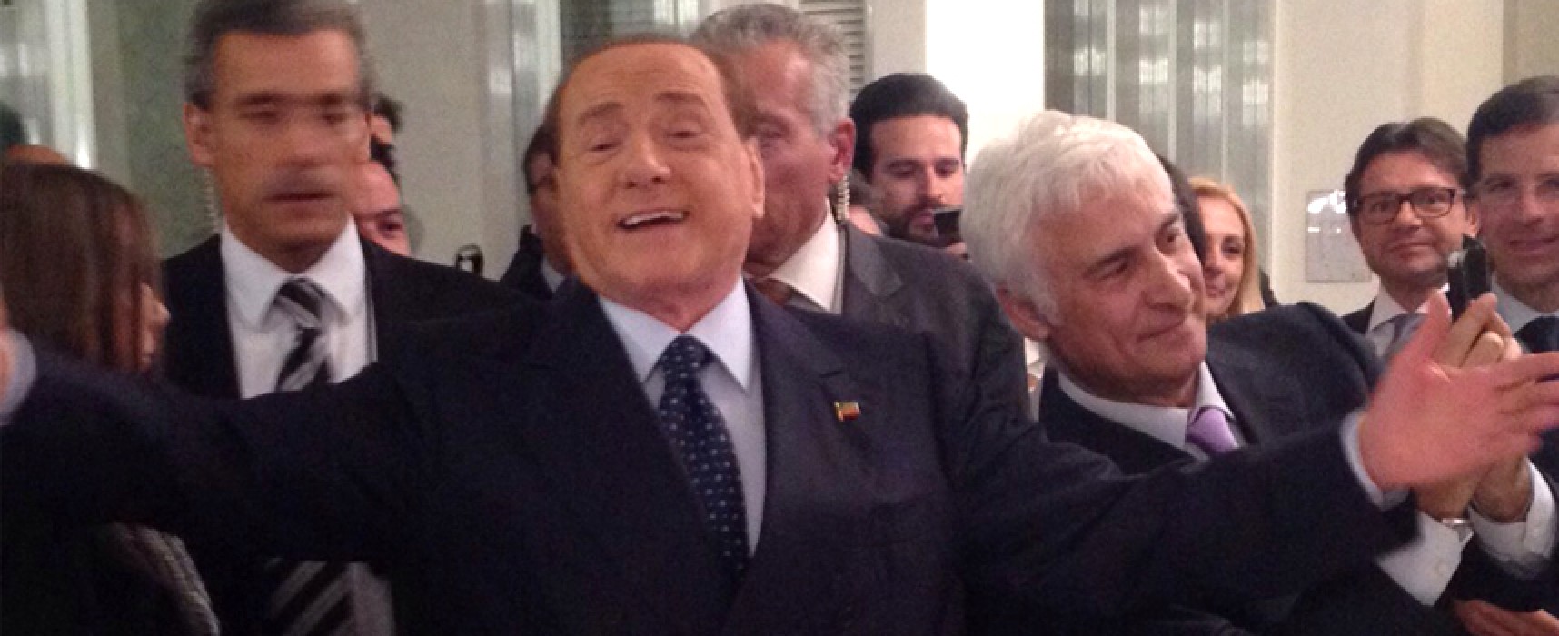 Berlusconi a Bisceglie, le FOTO ESCLUSIVE e i dettagli della cena