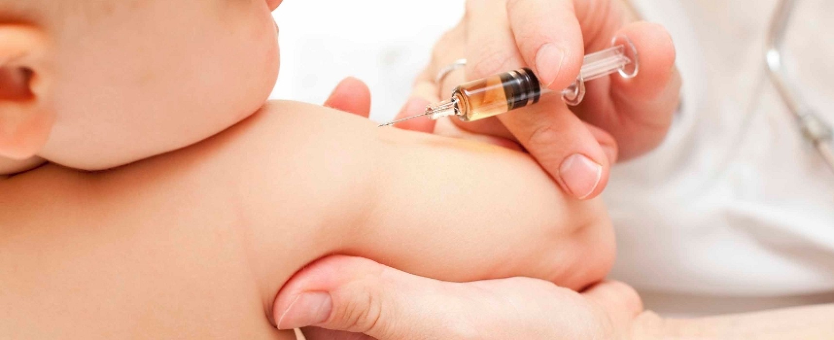 “Vaccini. Tra verità dimostrate e pericolose bugie”, oggi un incontro tra pediatri e famiglie