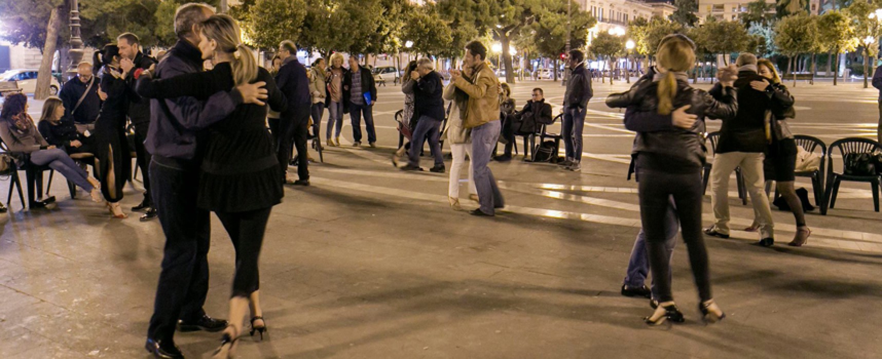 Tango argentino in piazza… e Bisceglie diventa un angolo di Buenos Aires per due ore