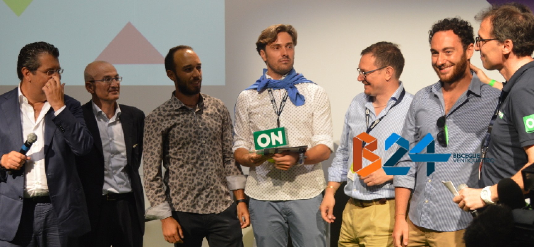 AuLAb vince il Premio DigithON2016, Francesco Boccia: «Ascoltiamo le idee dei giovani» / FOTO