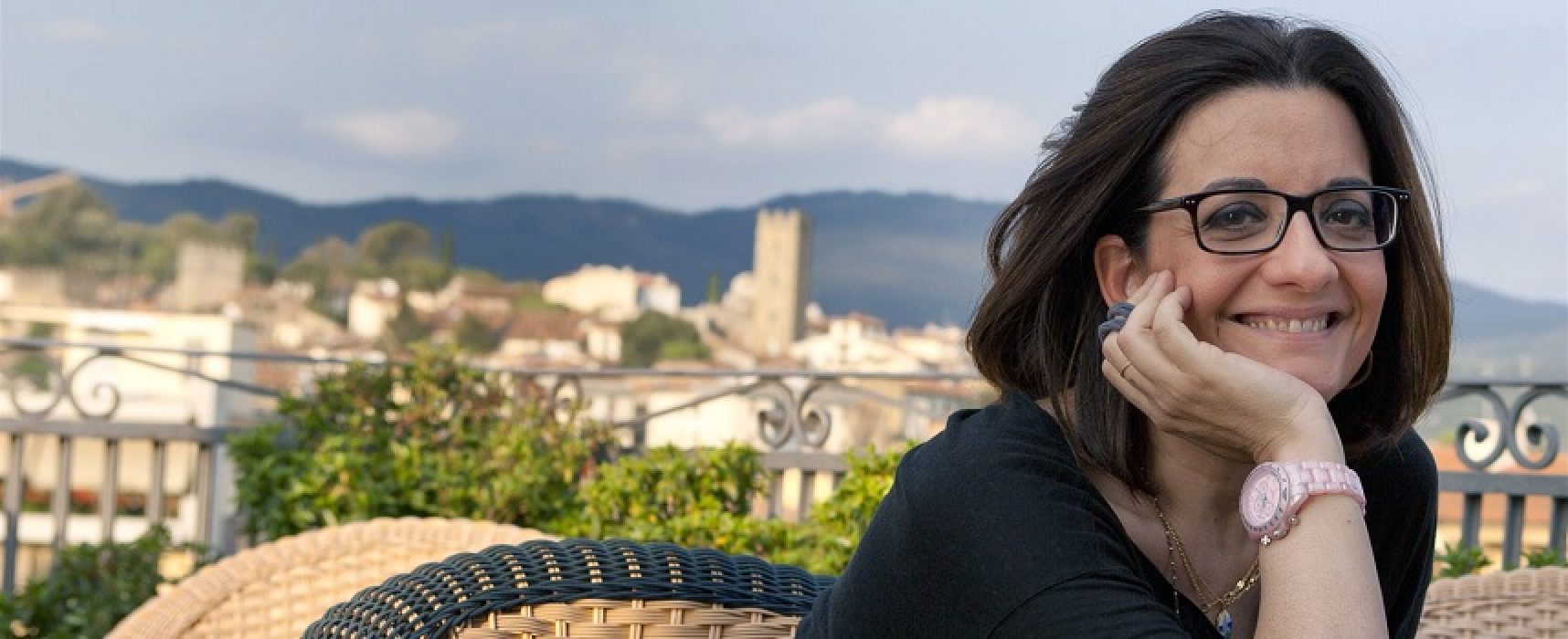 Catena Fiorello presenta il suo ultimo romanzo alle Vecchie Segherie Mastrototaro
