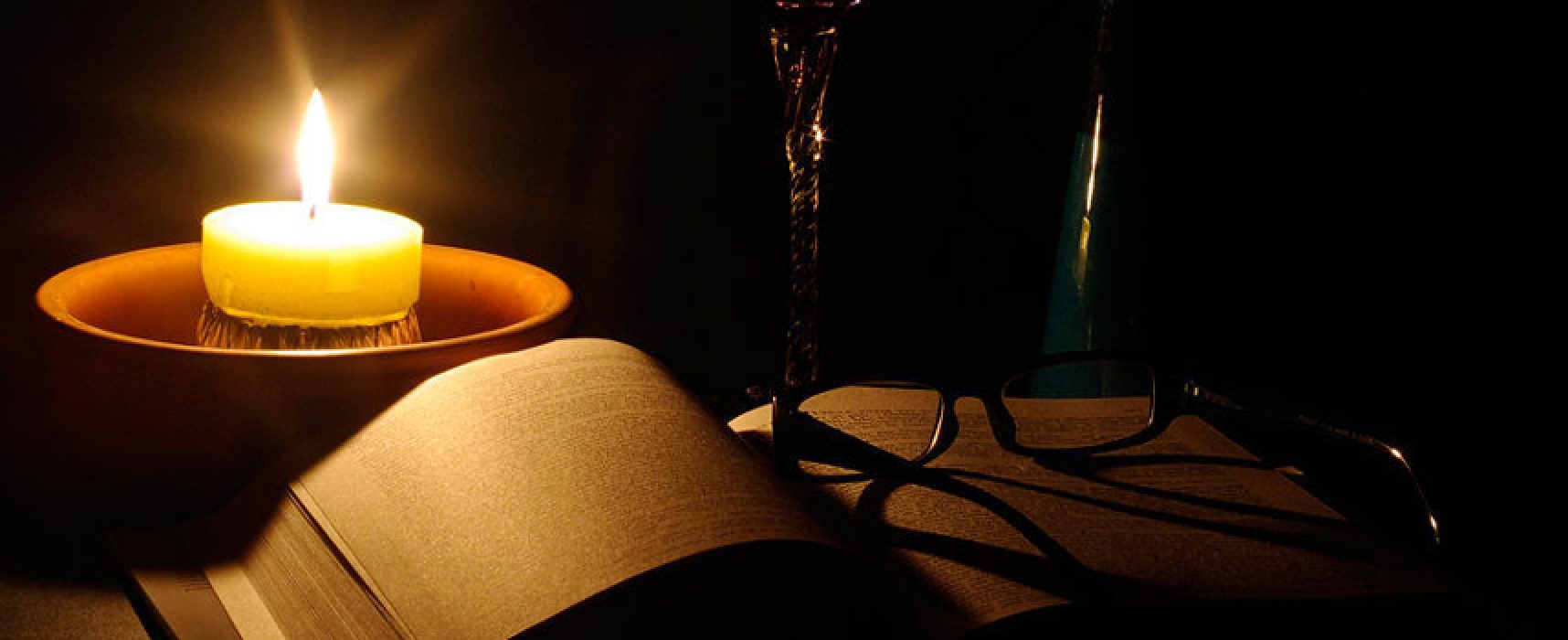 “M’illumino di meno”, letture a lume di candela al Castello di Bisceglie