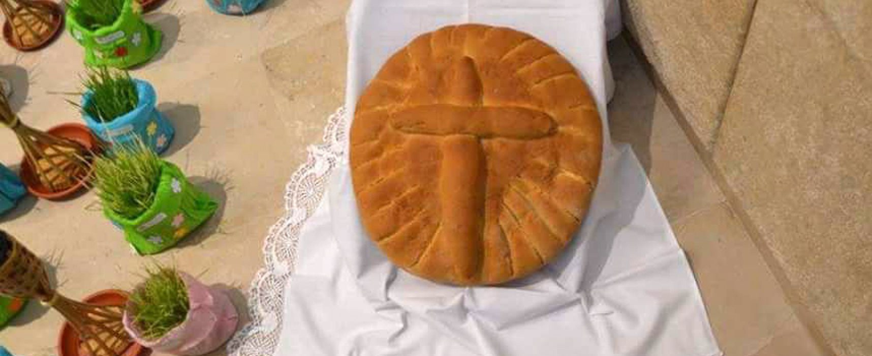 “In parrocchia rifiutata la mia croce di pane per il sepolcro”, la delusione di un panettiere / VIDEO