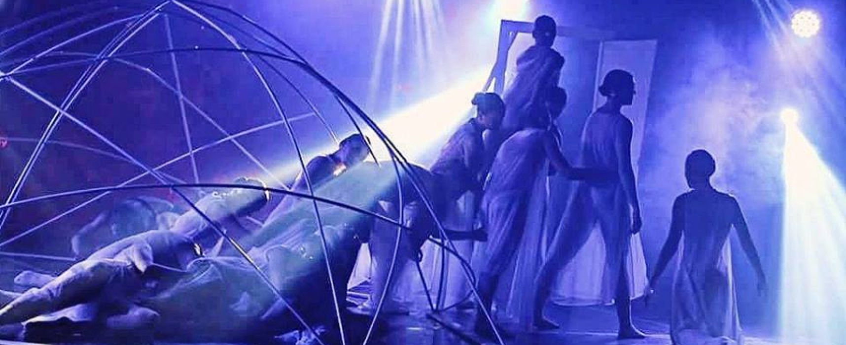 “Coesistenza – esistere insieme”,  la danza contemporanea approda al Teatro Politeama / VIDEO