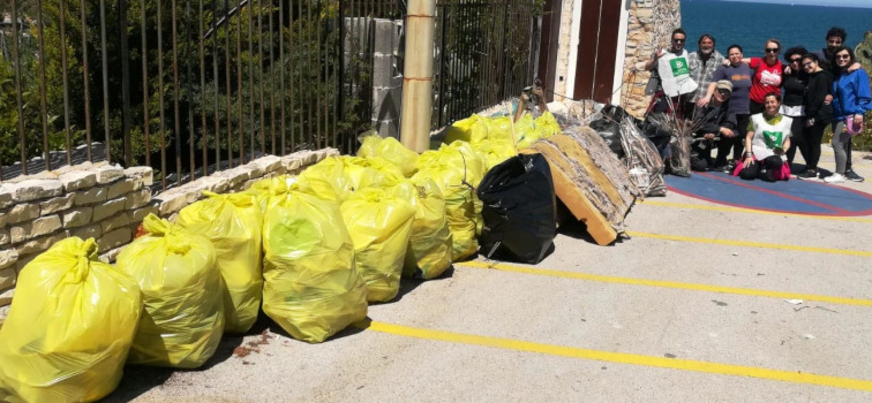 Pulizia spiaggia La Torretta, Pro Natura: raccolte 28 buste di plastica