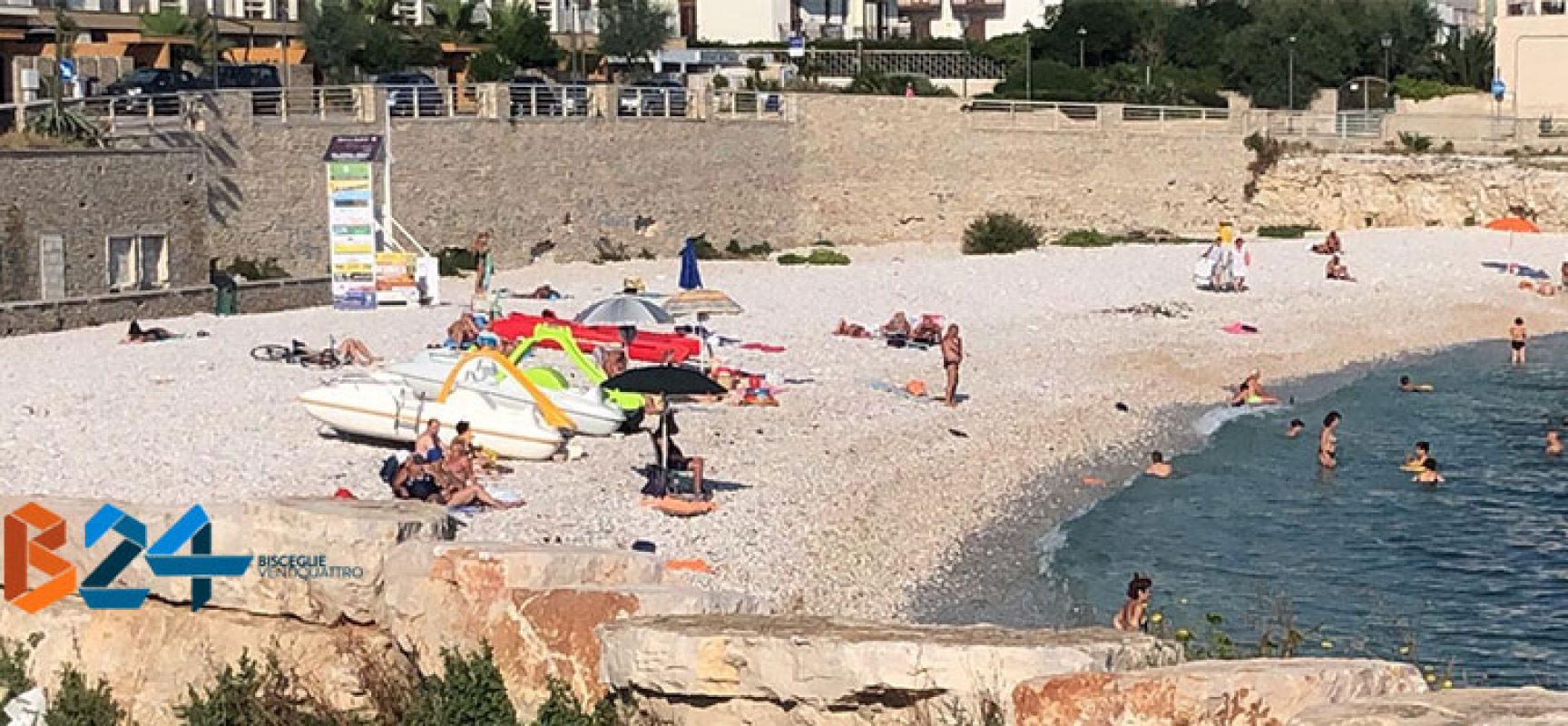 Turista accusa malore in spiaggia, soccorso da bagnino e trasportato in pronto soccorso
