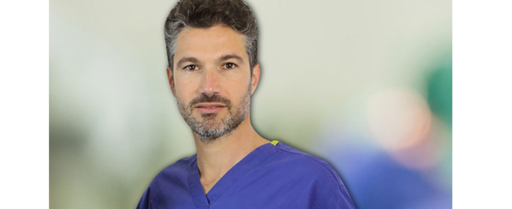 Il chirurgo plastico biscegliese Mauro Valente, protagonista in tv della rubrica di Mattino Cinque