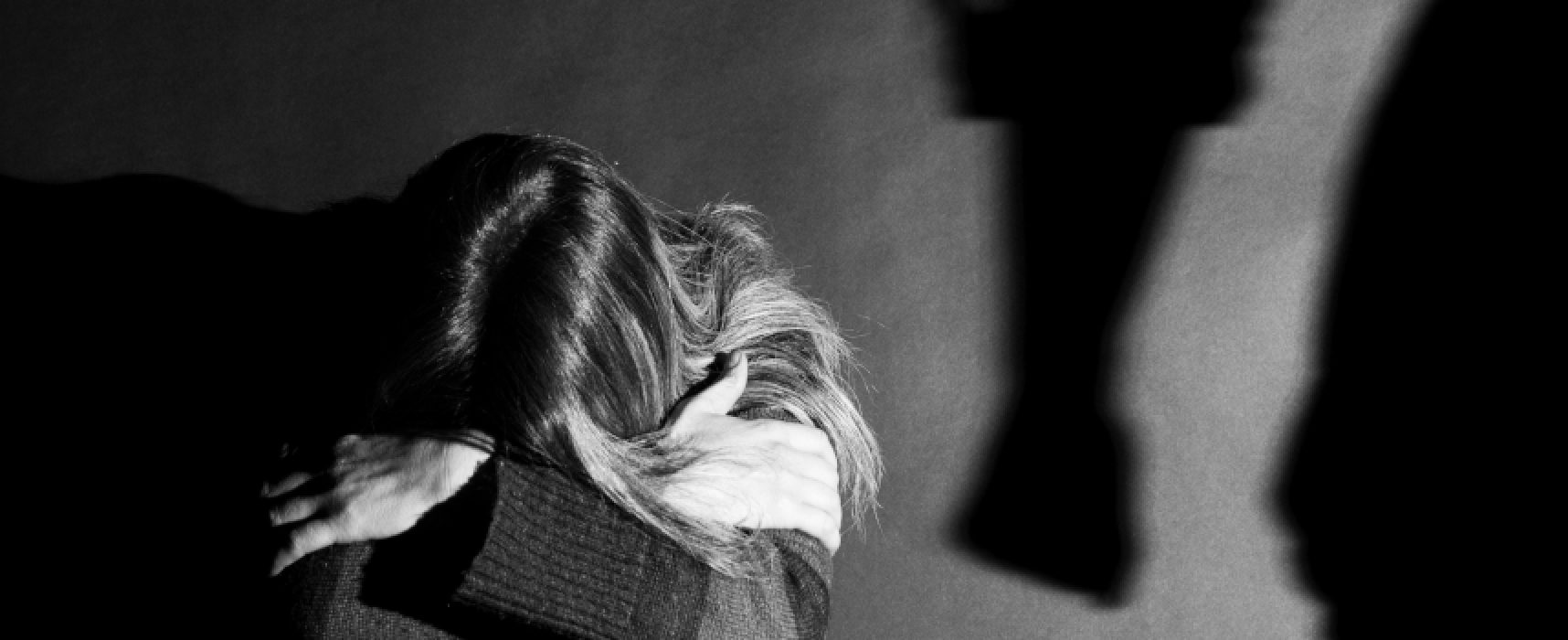 Violenza domestica, allarme Psicologi Puglia: “Donne costrette in casa con il loro carnefice”