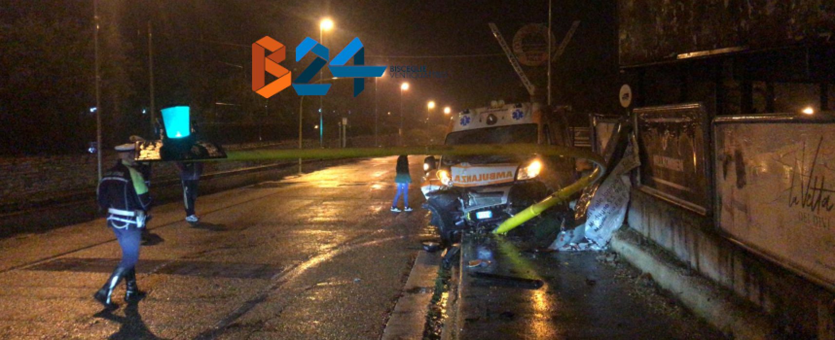 Incidente tra auto e ambulanza in zona Ponte Lama