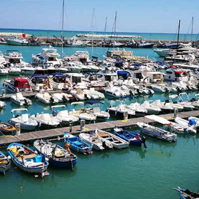 Spina: “Chi pagherà i due milioni di euro persi dalla ‘svolta’ per sfangamento del porto?”