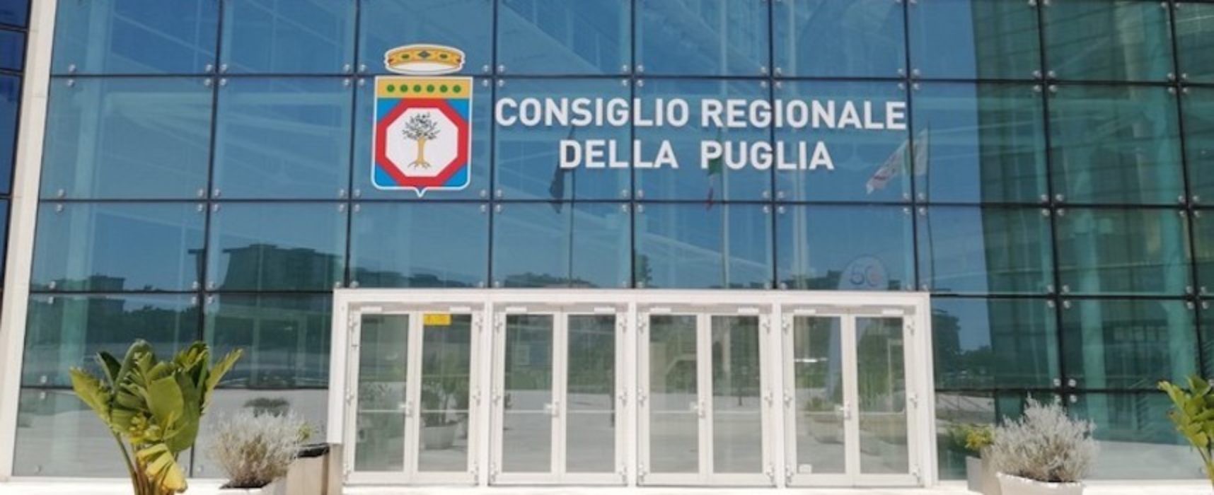 Puglia, Tar chiede di riattribuire i seggi in consiglio regionale: gli scenari possibili
