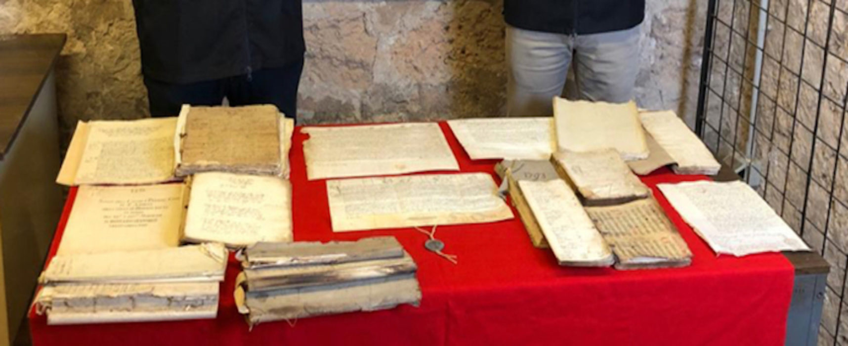 Rinvenuti documenti trafugati da archivio diocesano di Bisceglie per valore di 400mila euro
