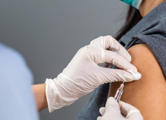 Farmacisti Bat: “Rammarico per mancato coinvolgimento campagna vaccinazione antinfluenzale”