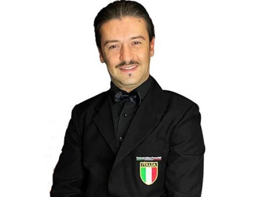 L’hair stylist biscegliese Leo Todisco con la Nazionale Acconciatori a Roma Sposa 2022