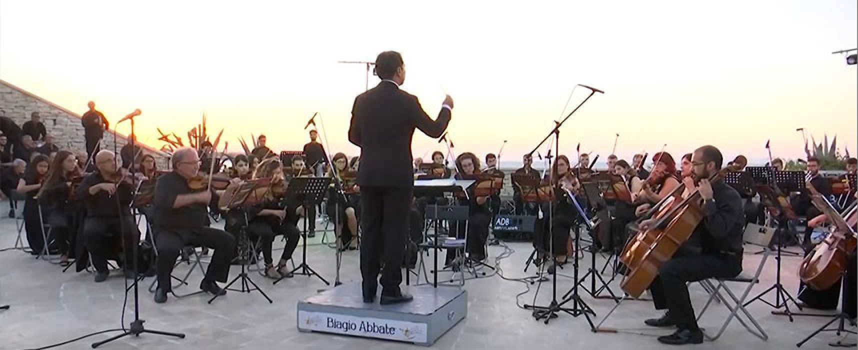 Orchestra Biagio Abbate: grandi nomi della musica nel palinsesto degli eventi estivi