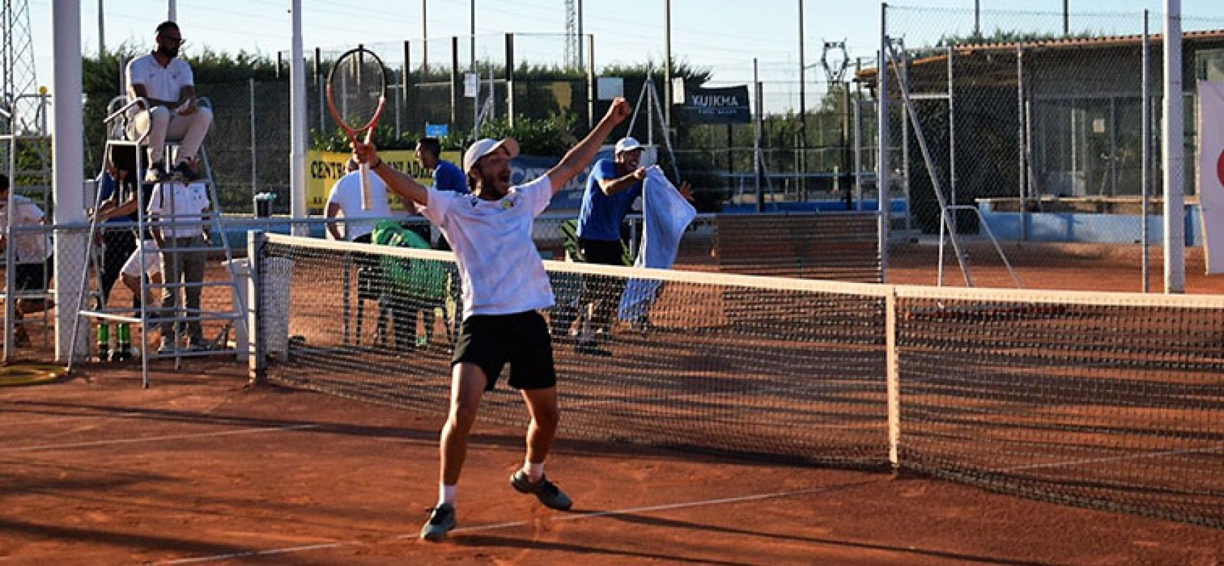 Sporting Tennis Club Bisceglie promosso in serie B al termine di una incredibile rimonta