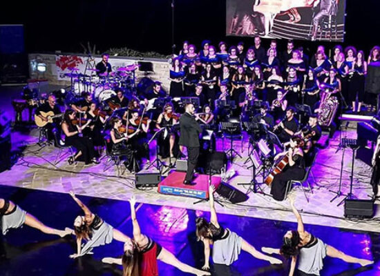 L’orchestra “Fa Mi Fa Re” protagonista al Teatro Mediterrano con “Note di Mezza Estate”