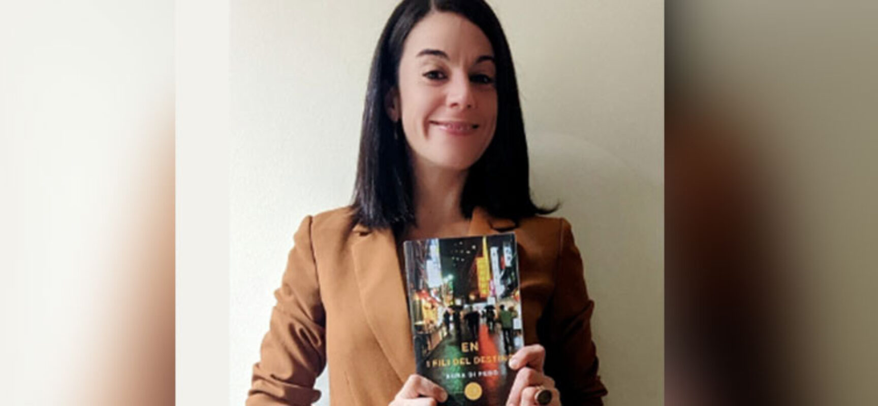 Aura Di Febo a Bisceglie per il suo esordio letterario presenta “En I fili del destino”