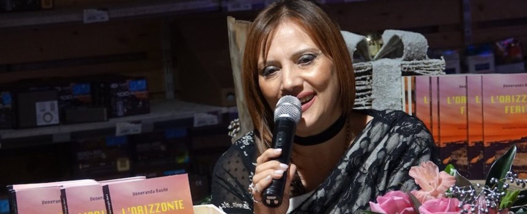Veneranda Basile presenta il suo romanzo alle Vecchie Segherie Mastrototaro