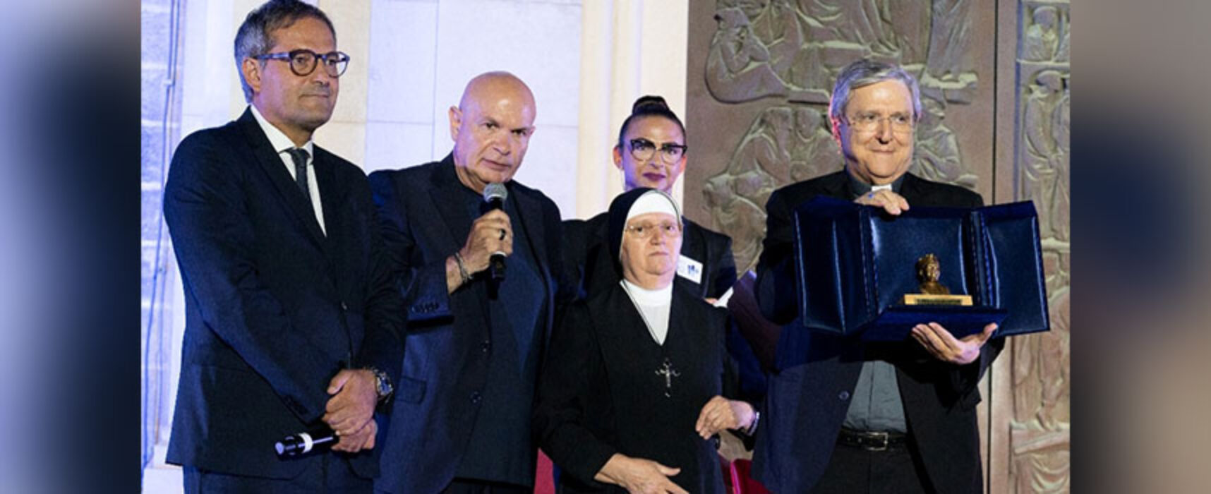 Il Premio Don Uva a Mons. Francesco Savino nel ricordo del venerabile prete biscegliese