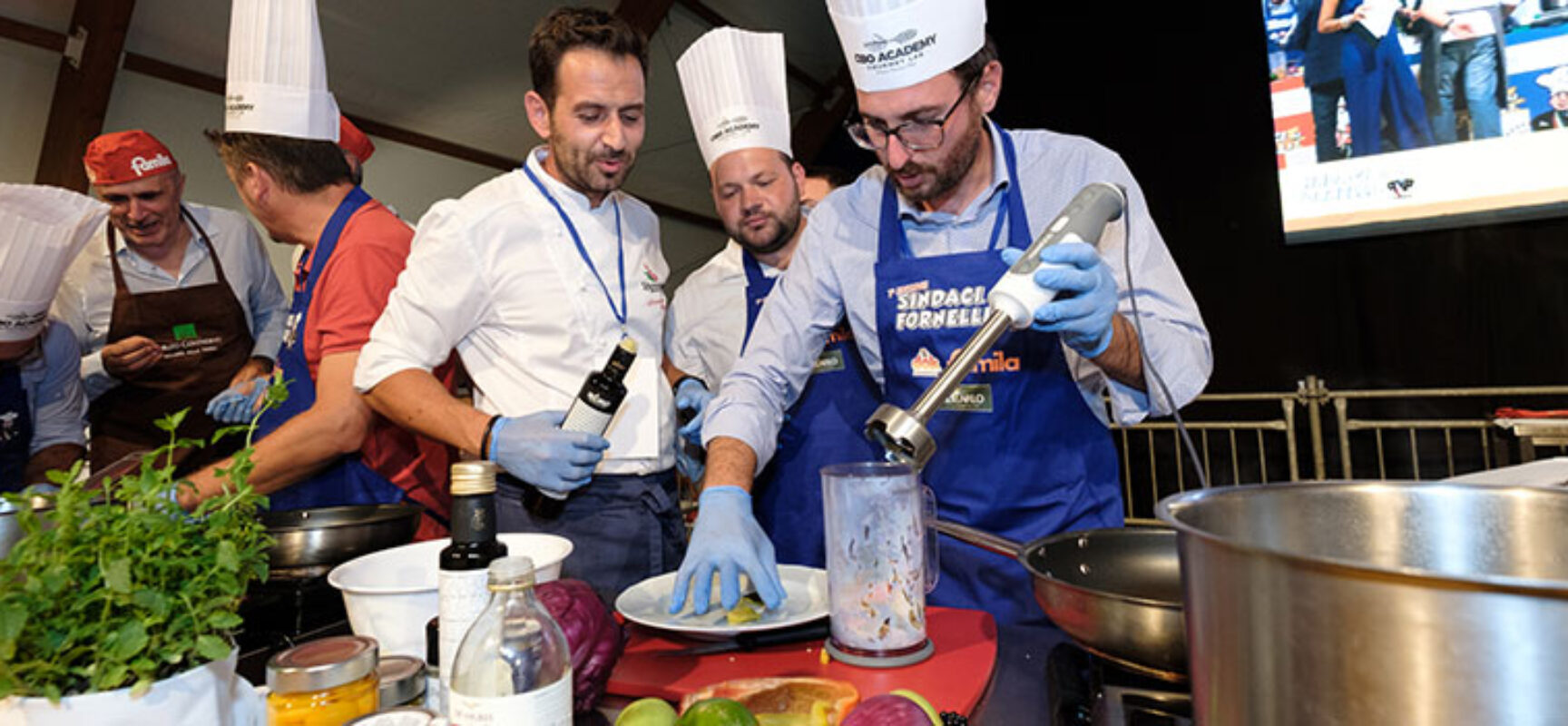 Torna “Sindaci ai fornelli!”, a Bisceglie l’evento con la sfida in cucina più originale d’Italia